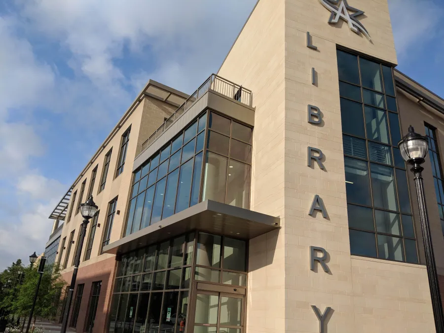 arlington_library_.jpg
